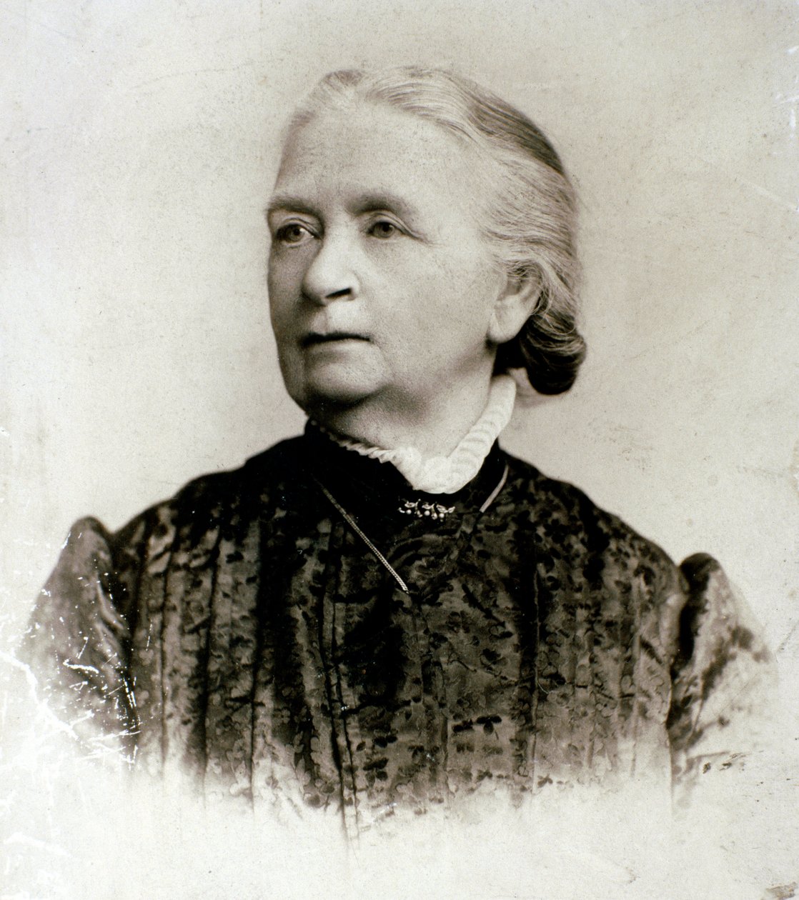 Risorgimento: "Retrato da escritora inglesa Jessie White Mario (1832-1906), enfermeira durante as campanhas de Giuseppe Garibaldi esposa do patriota italiano Alberto Mario" Fotografia do final do século XIX. Coleção Particular de Unknown artist