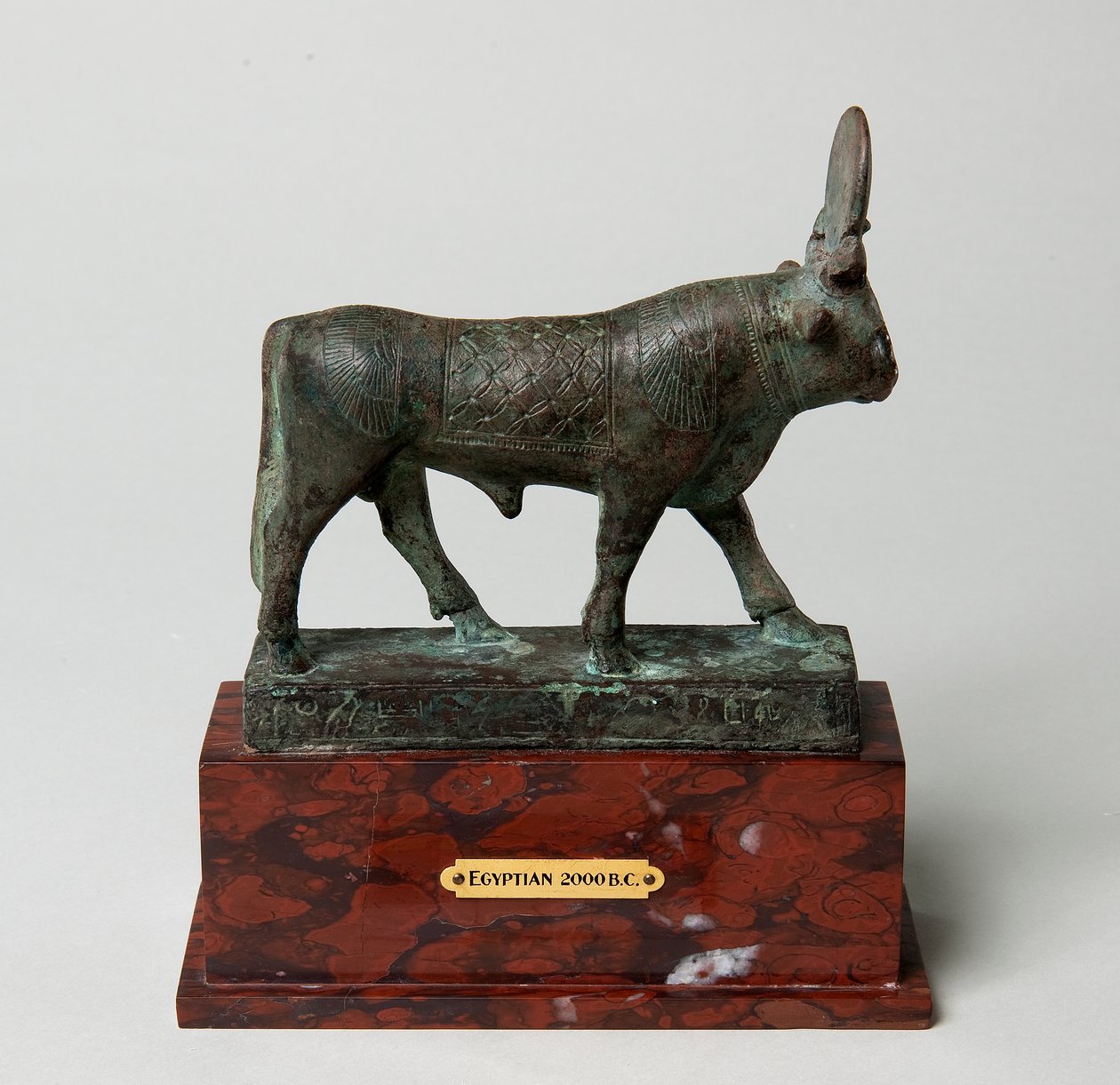 Estatueta do Touro Apis de Unknown artist