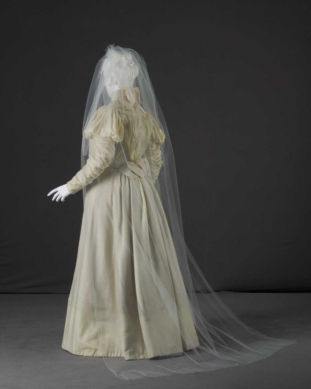 Vestido de noiva de Unknown artist