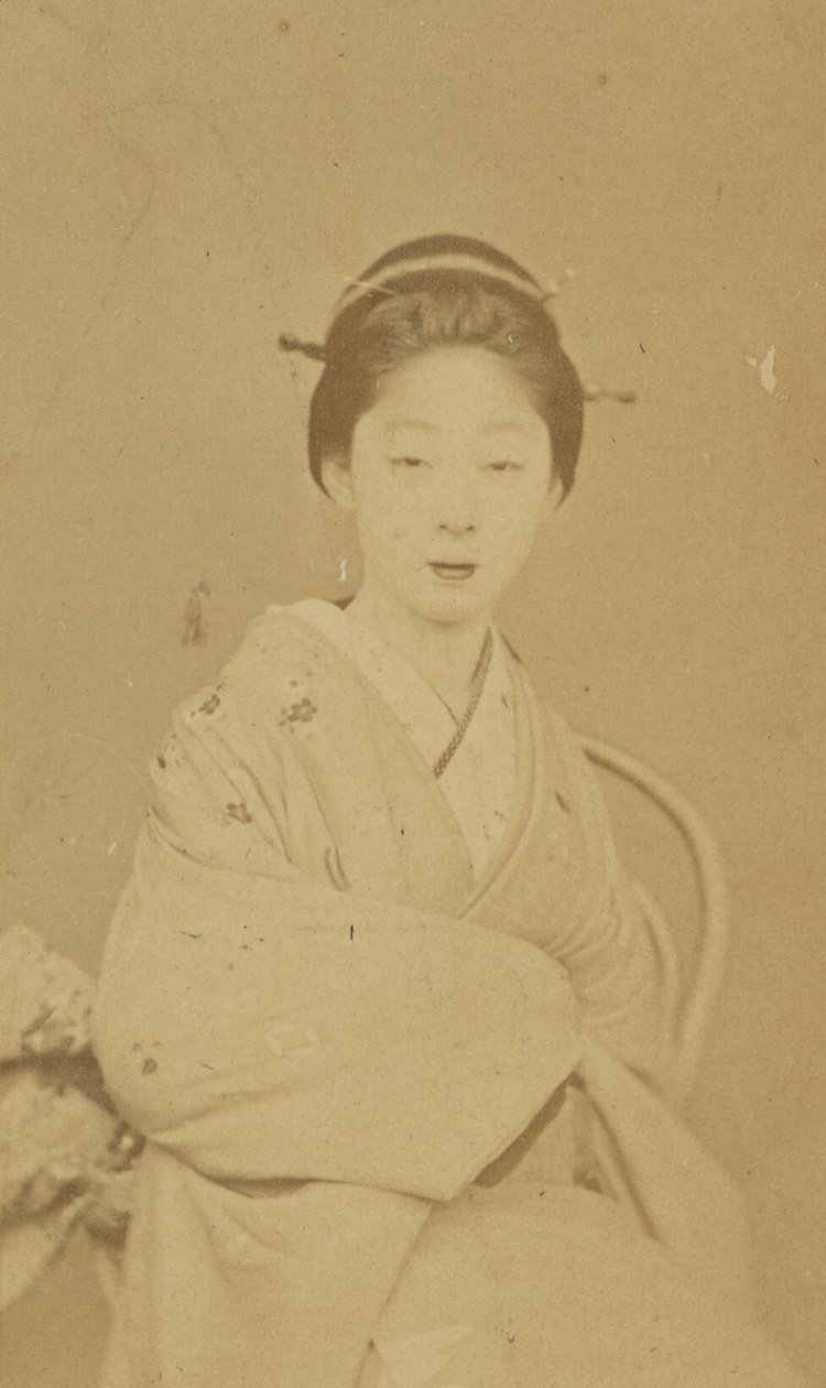 [Mulher japonesa sentada]. de Unknown artist/maker