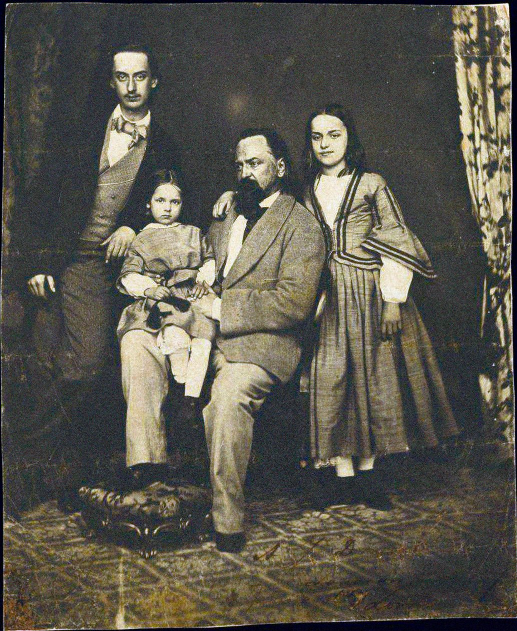 Alexandre Herzen (1812-1870) - Alexander Herzen com os seus filhos após a morte da sua esposa Natalie par Anonymous de Unknown photographer