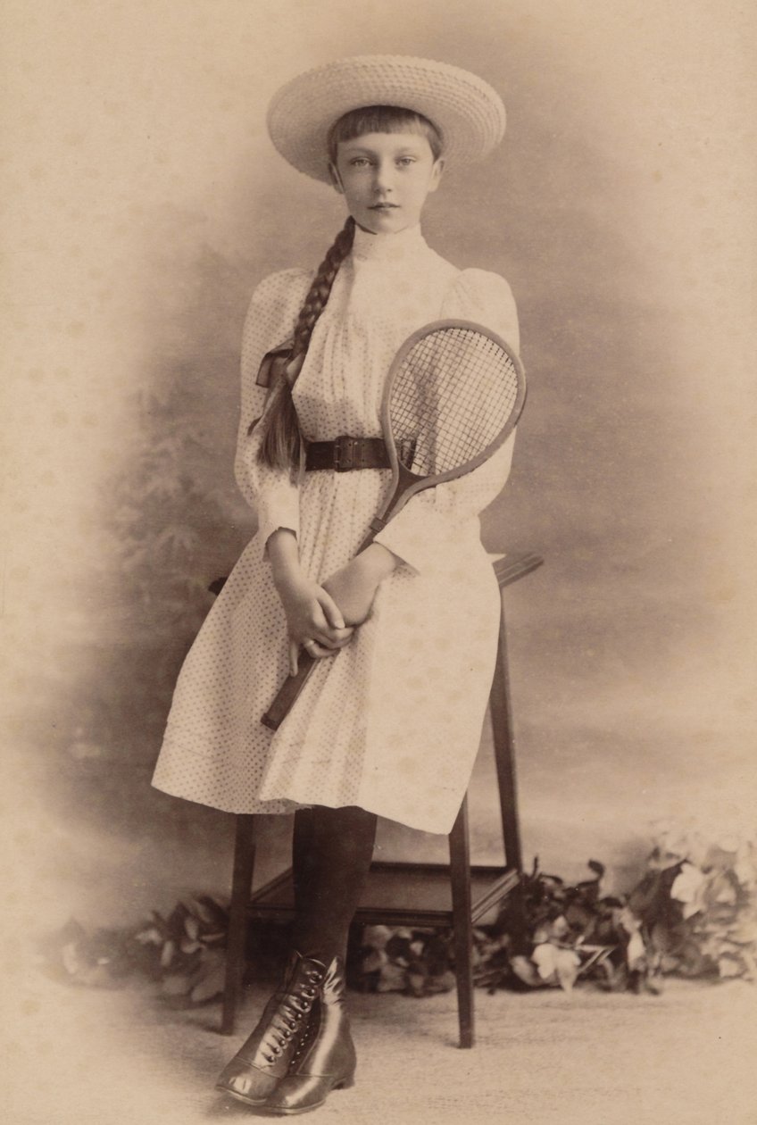 Arquiduquesa Elisabeth Marie Henriette Stephanie Gisela da Áustria (2 de setembro de 1883 - 16 de março de 1963) (foto) de Unknown photographer