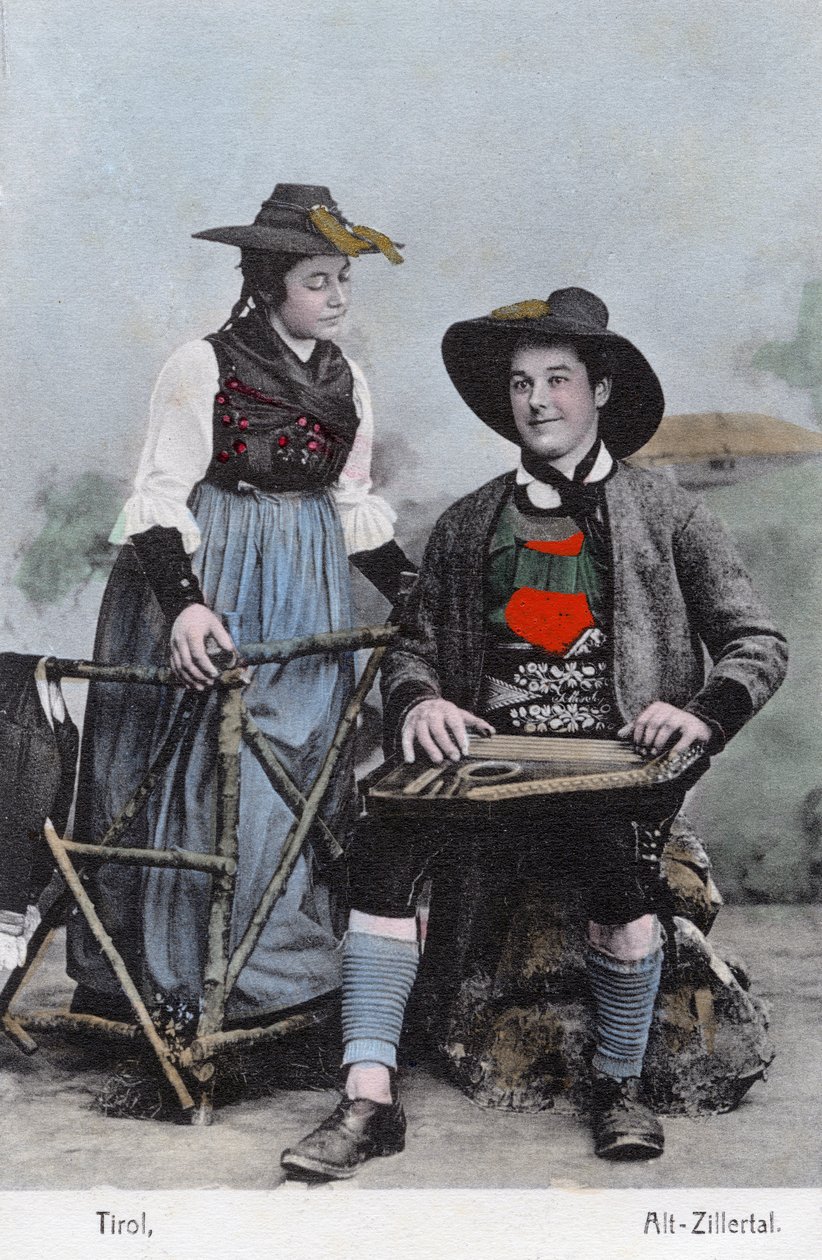 Casal em traje tradicional, Alt - Zillertal, Tyrol (cartão postal) de Unknown photographer