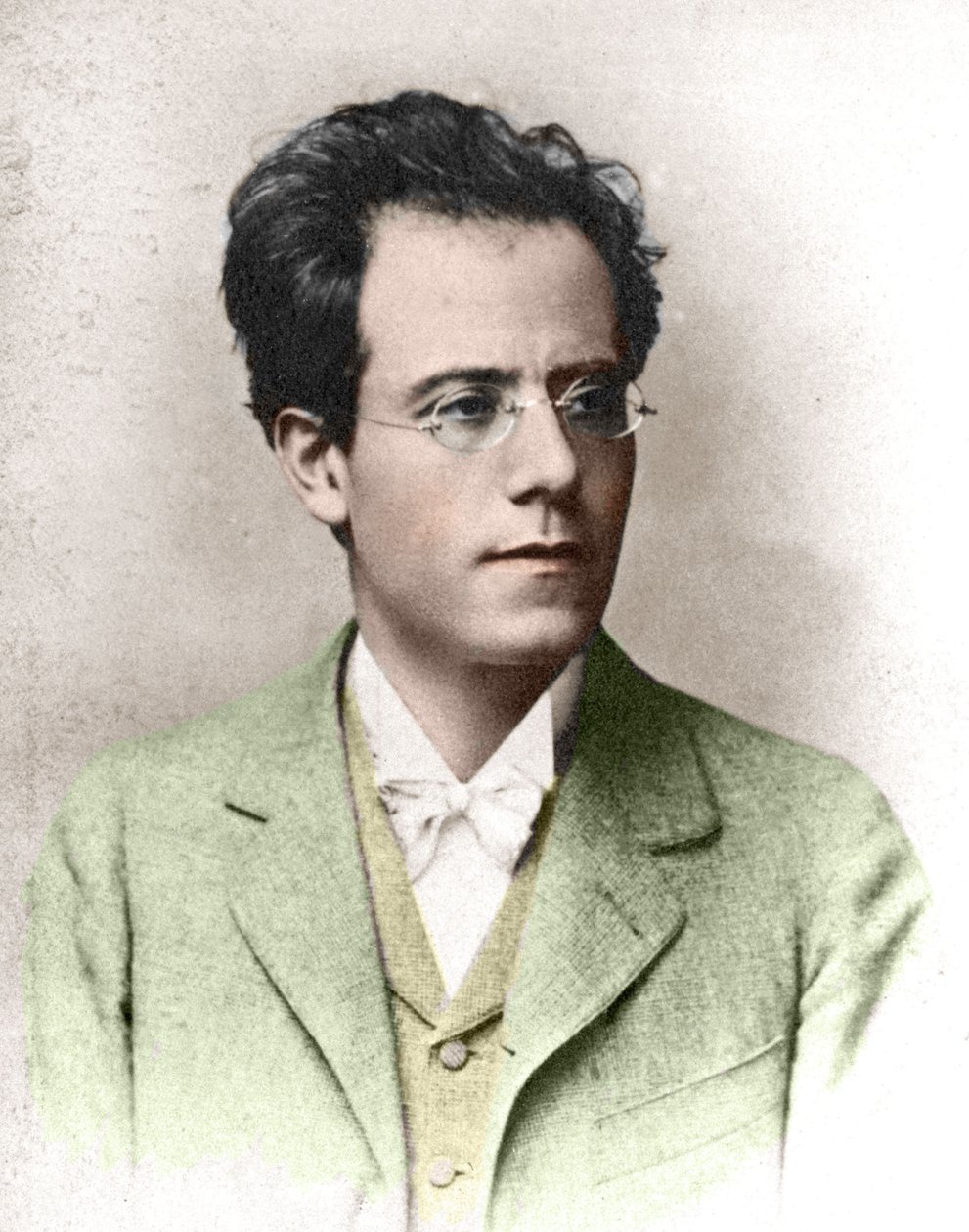 Gustav Mahler (1860 - 1911). de Unknown photographer