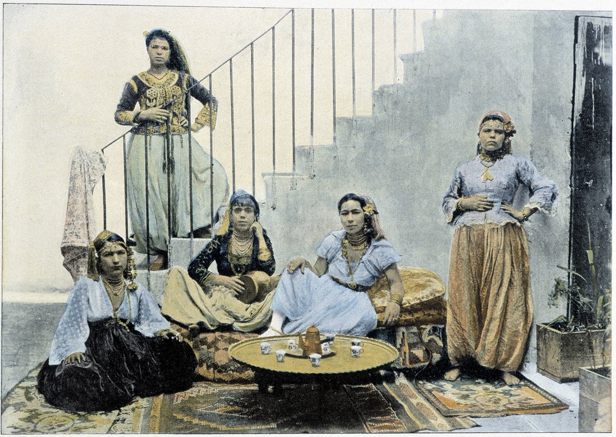 Mulheres mouras de Argel tomando chá - autocrómio, final do século XIX de Unknown photographer