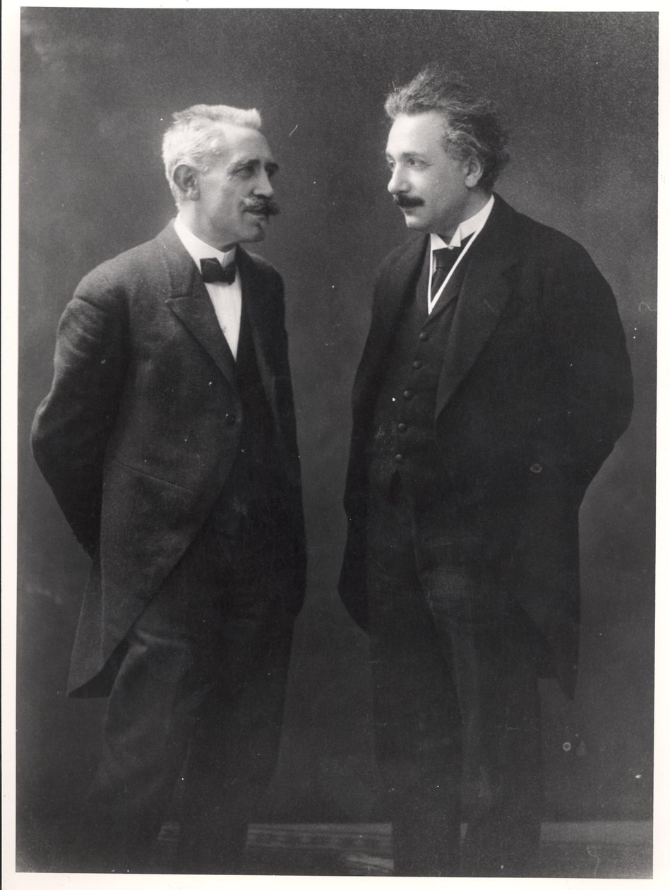 Paul Langevin e Albert Einstein de Unknown photographer