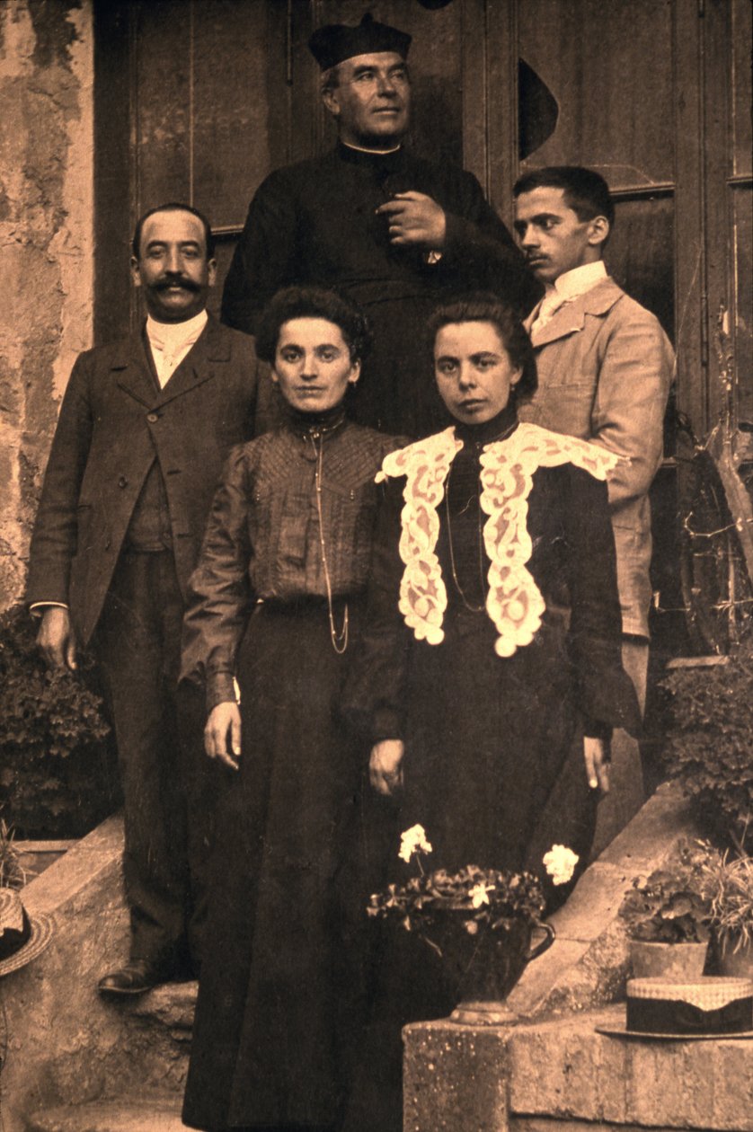 Retrato do Abade Bérenger Saunière, Rennes-le-Château (fotografia a preto e branco) de Unknown photographer