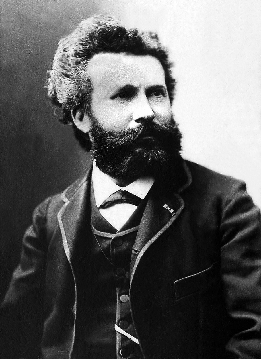 Retrato de Camille Flammarion (1842-1925), astrônomo francês e jornalista científico. de Unknown photographer