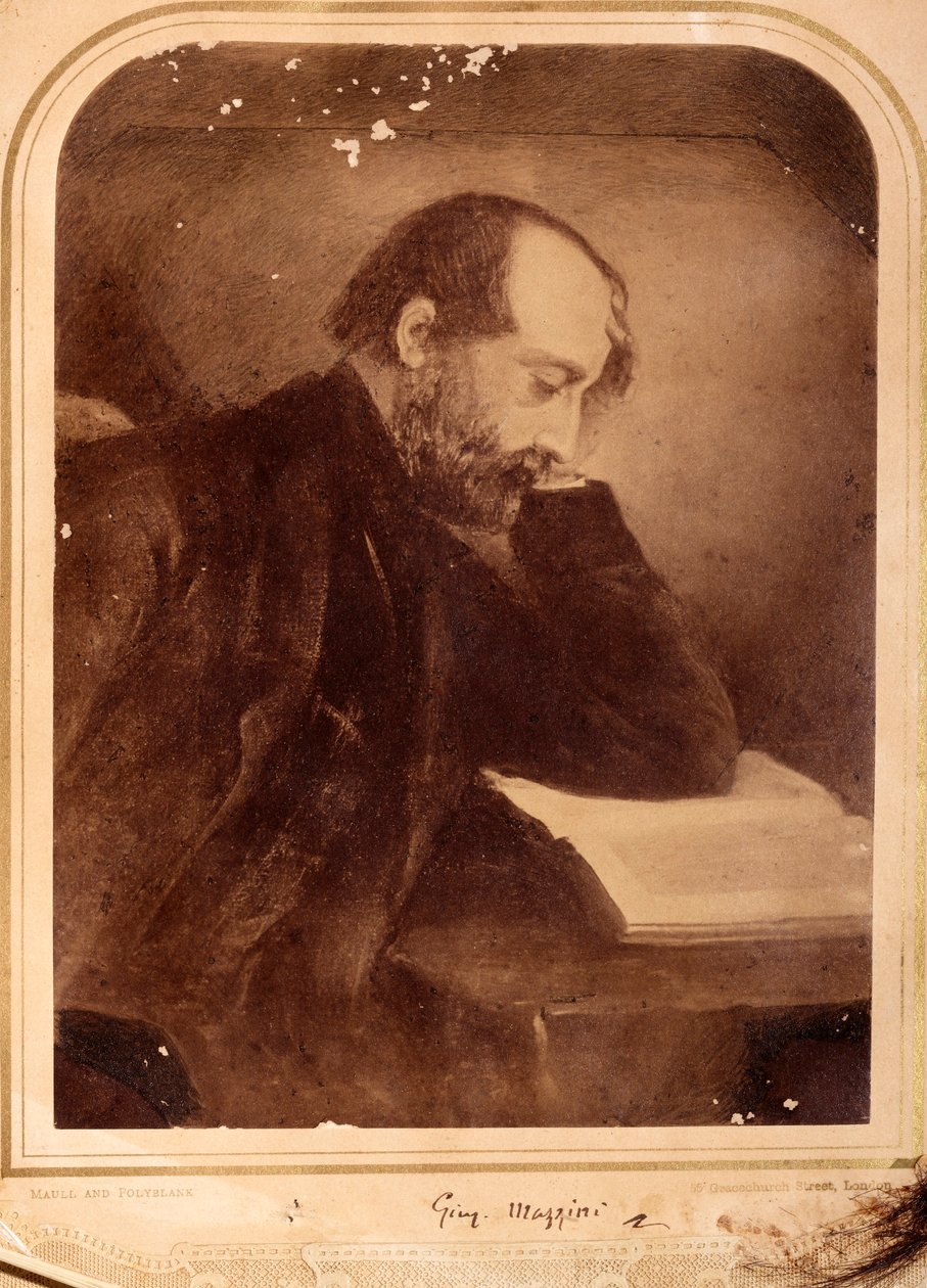 Retrato de Giuseppe Mazzini, com autógrafo (foto a p/b) de Unknown photographer