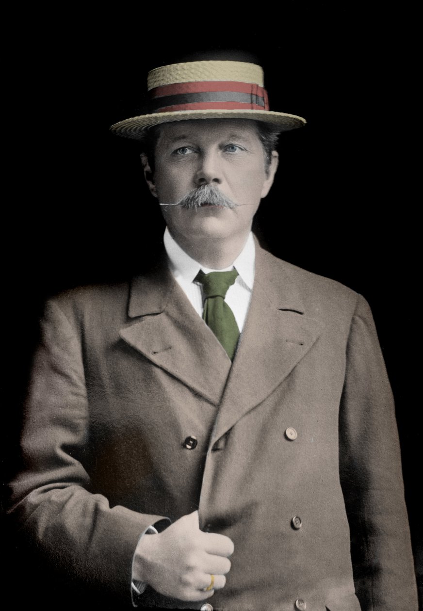 Retrato de Sir Arthur Conan Doyle (1859-1930), escritor inglês, criador do personagem de "Sherlock Holmes". de Unknown photographer