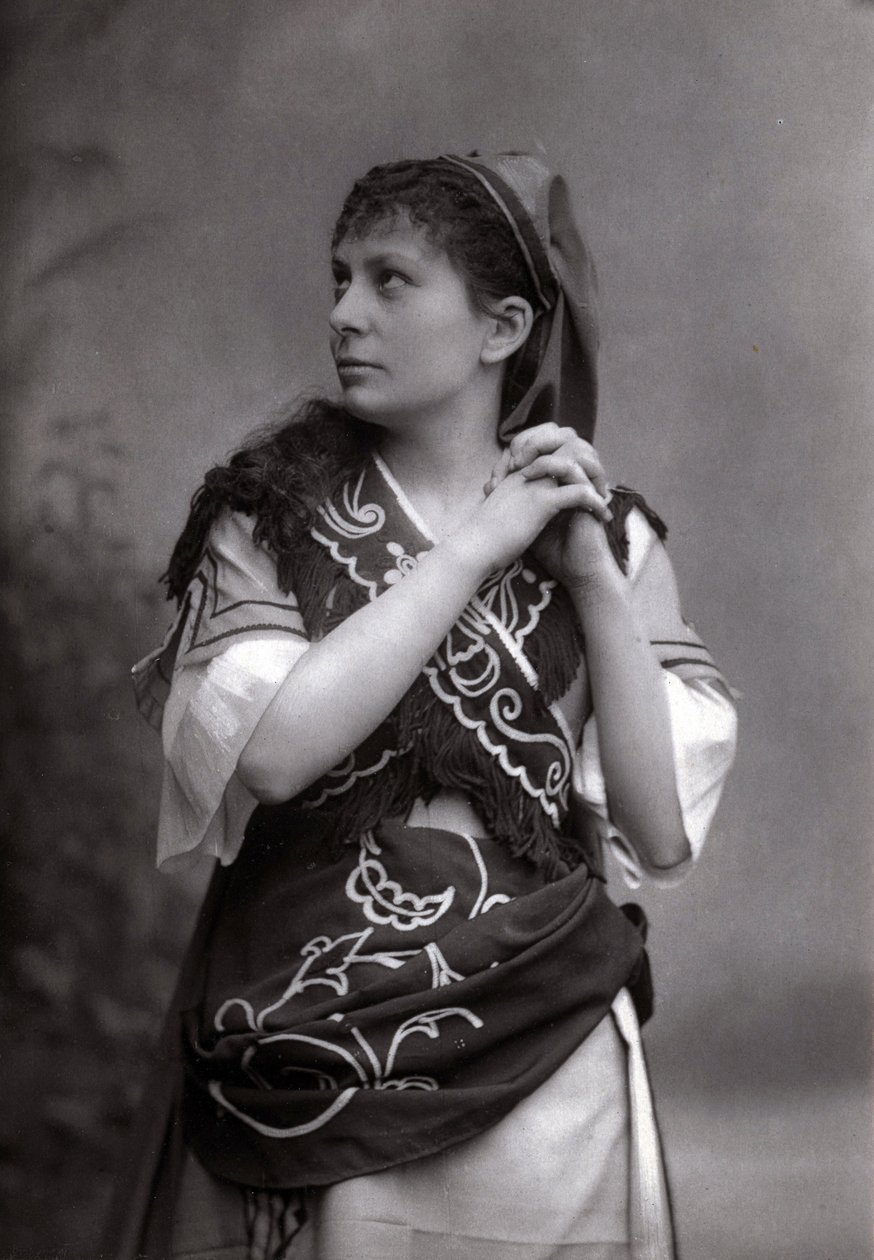 Retrato da soprano Elisabeth Janvier em "Le Tribut de Zamora", de Charles Gounod, em 1881. de Unknown photographer