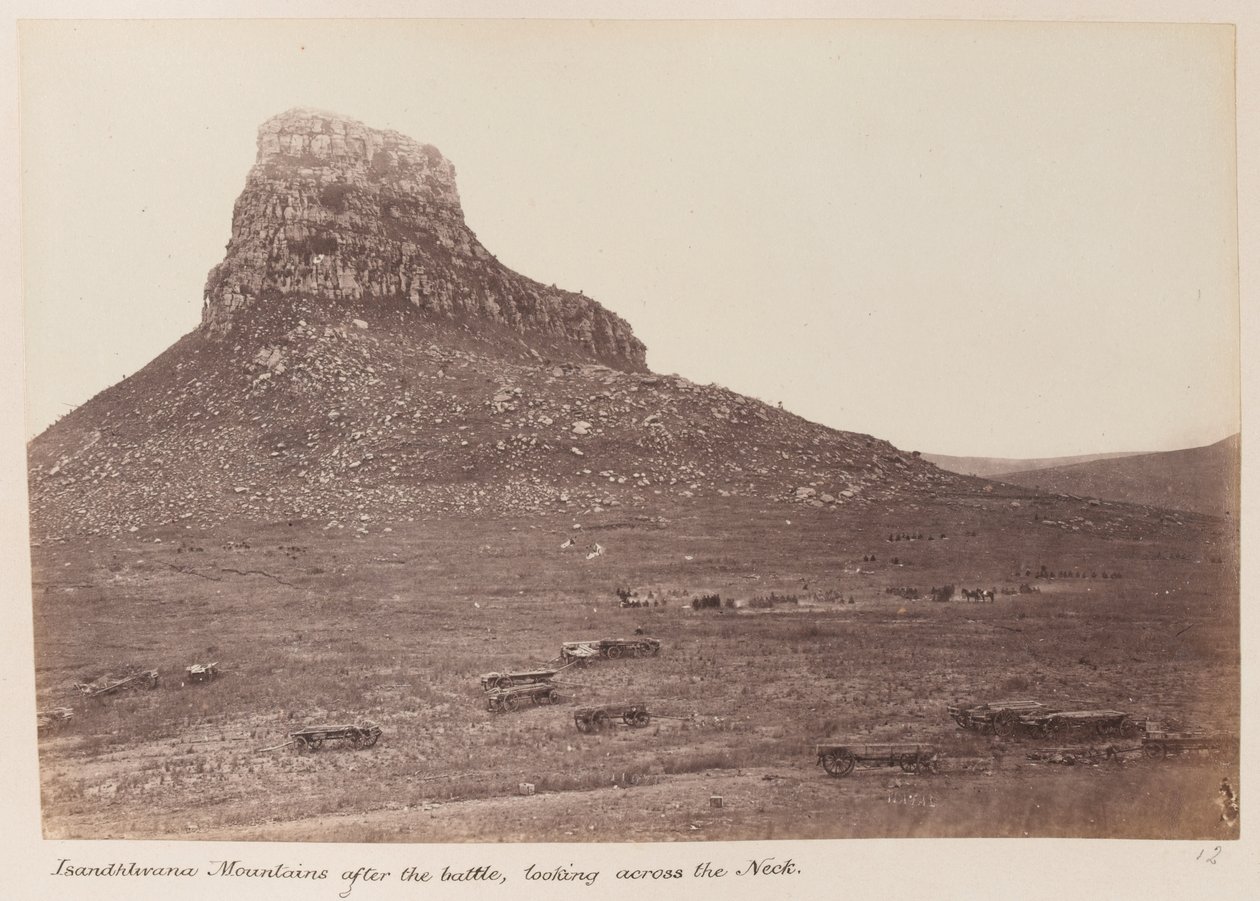 O campo de batalha de Isandlwana de Unknown photographer