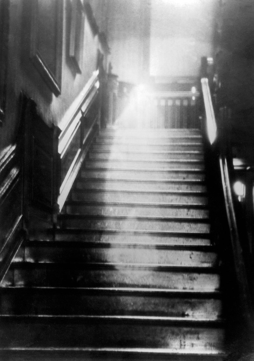 O fantasma de Raynham Hall (Inglaterra) de Unknown photographer