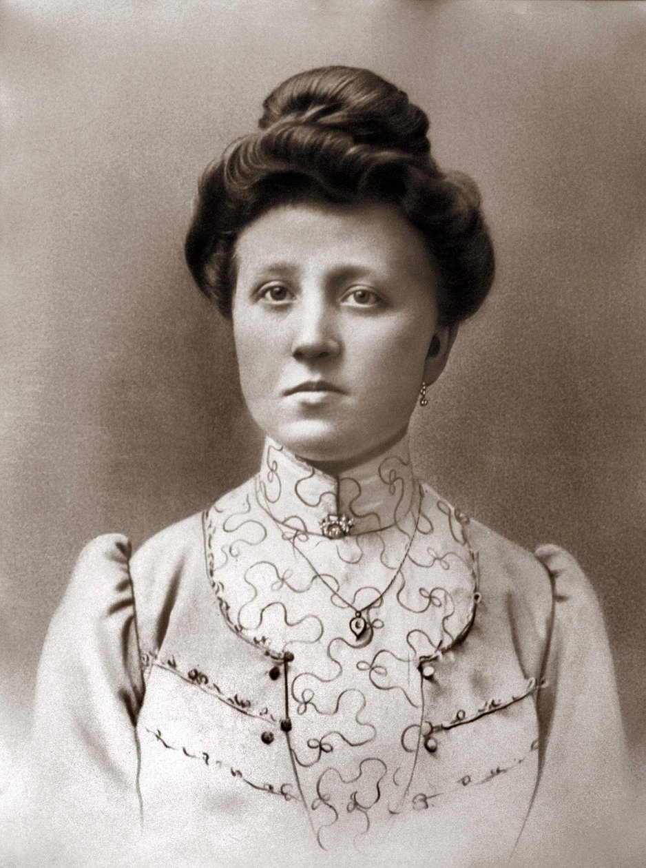 retrato de Henriette Brull, a mãe de George Simenon. de Unknown photographer