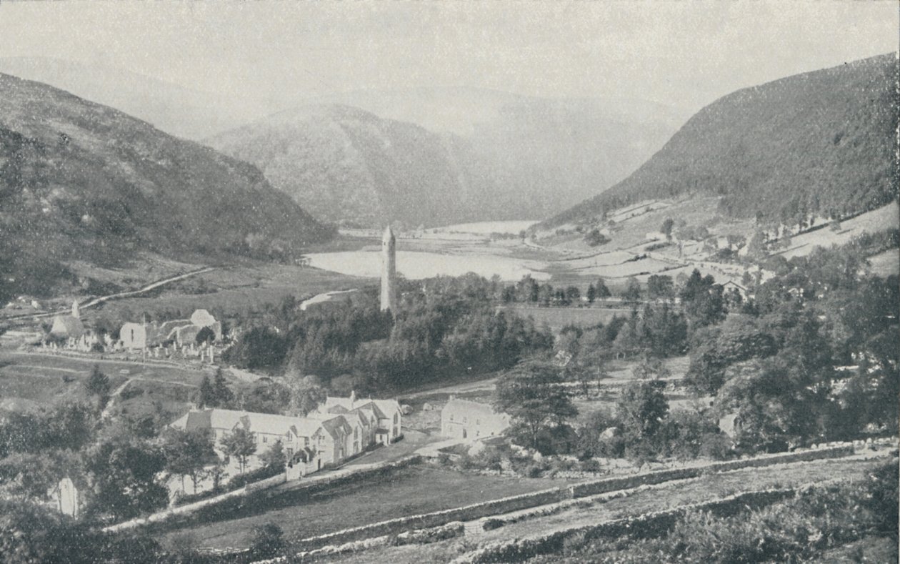 Uma vila irlandesa em Glendalough, 1910 de Valentine and Sons Ltd