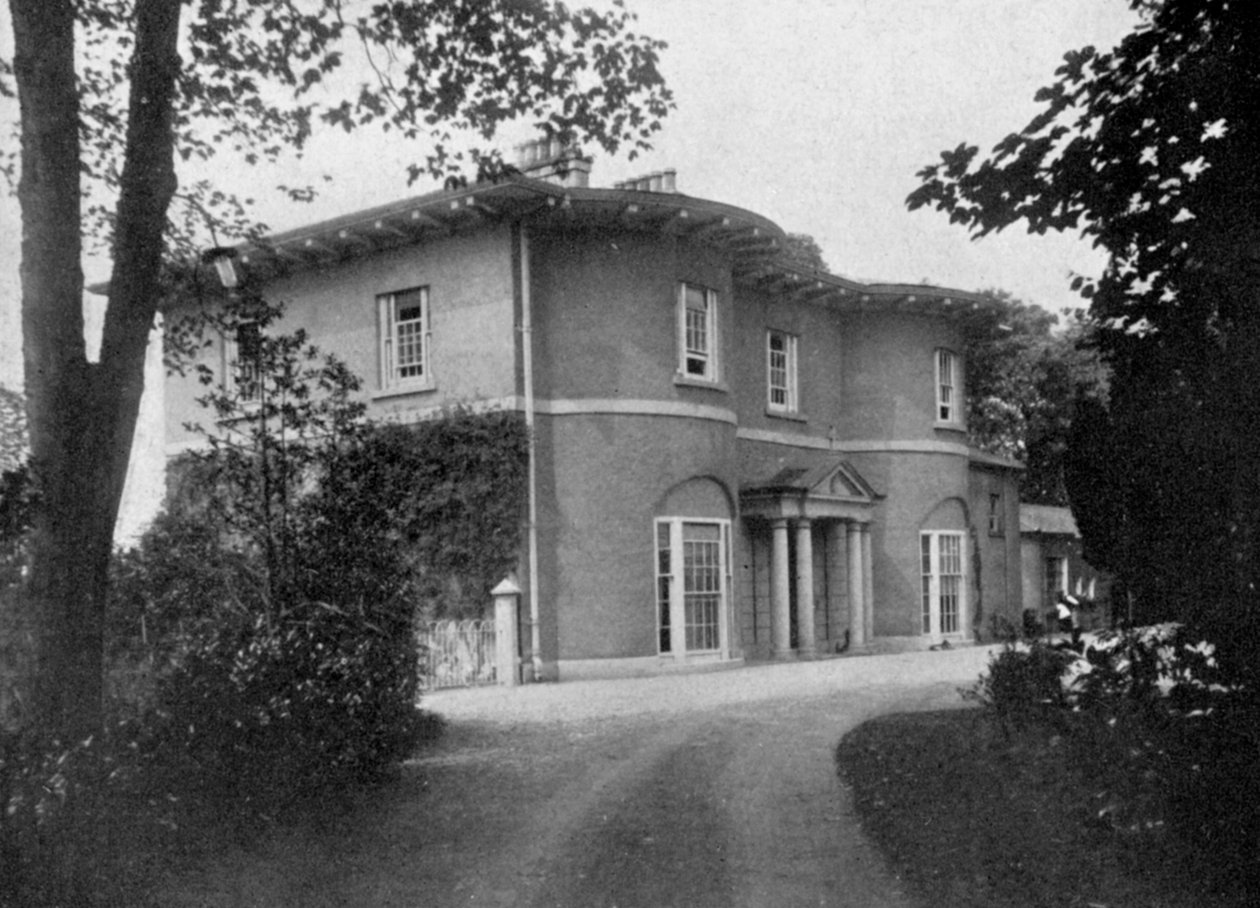 Casa de Bragança, Palácio dos Bispos, Carlow, Irlanda, 1924-1926. de Valentine and Sons Ltd