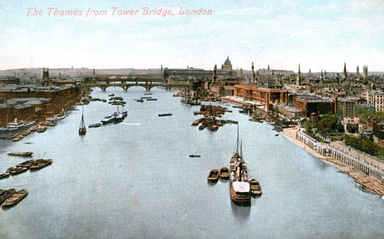 O rio Tamisa, Londres, início do século XX. de Valentine and Sons Publishing Co