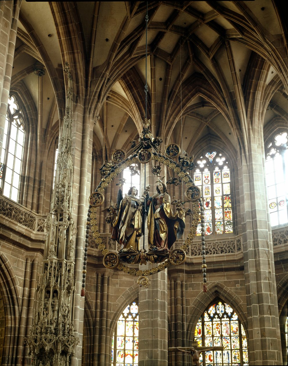 Anunciação Escultura suspensa por Veit Stoss (1455-1533) Igreja de São Lourenço, Nuremberga, Alemanha de Veit or Wit Stoss