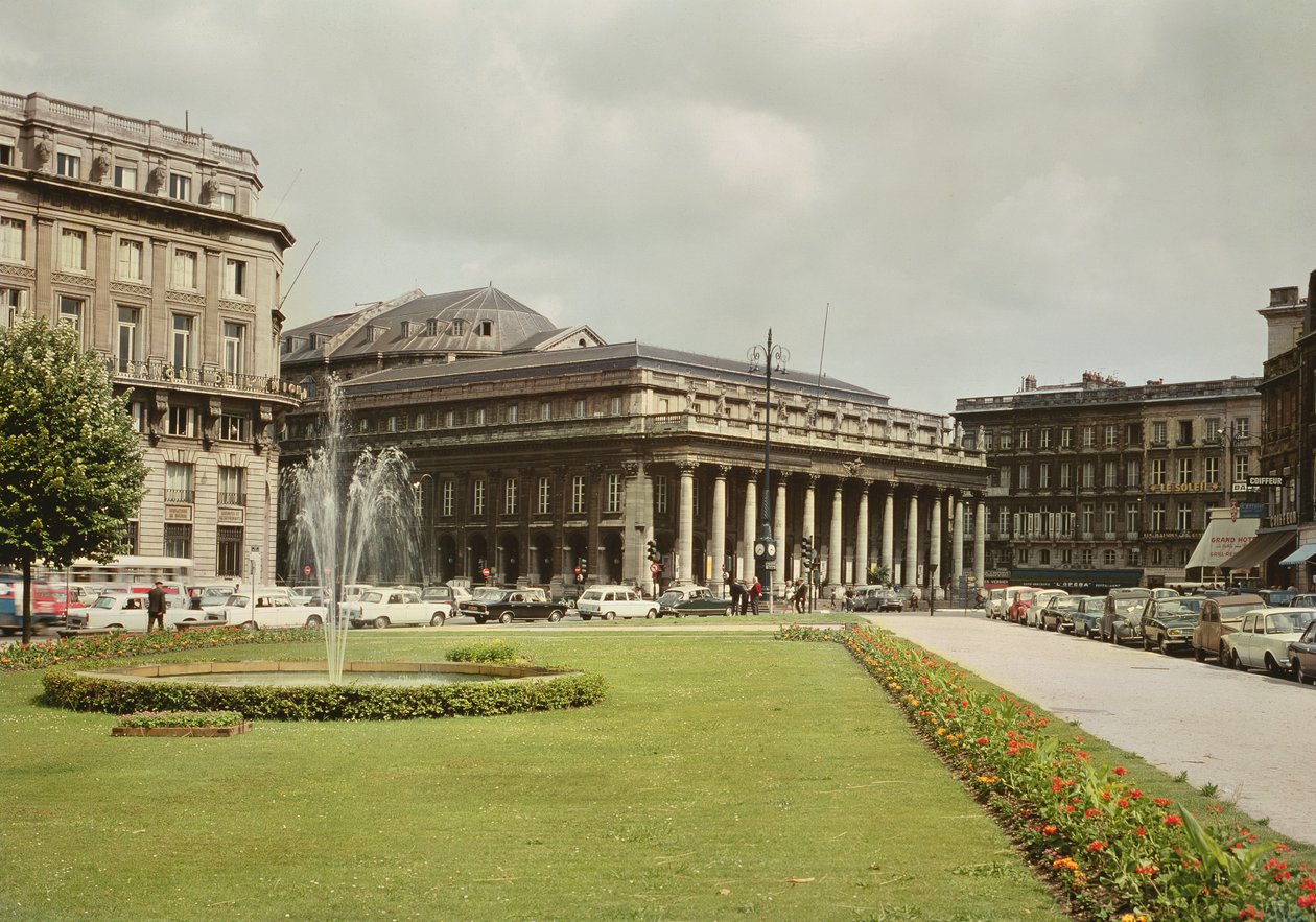 O Grande Teatro, construído 1773-78 de Victor Louis