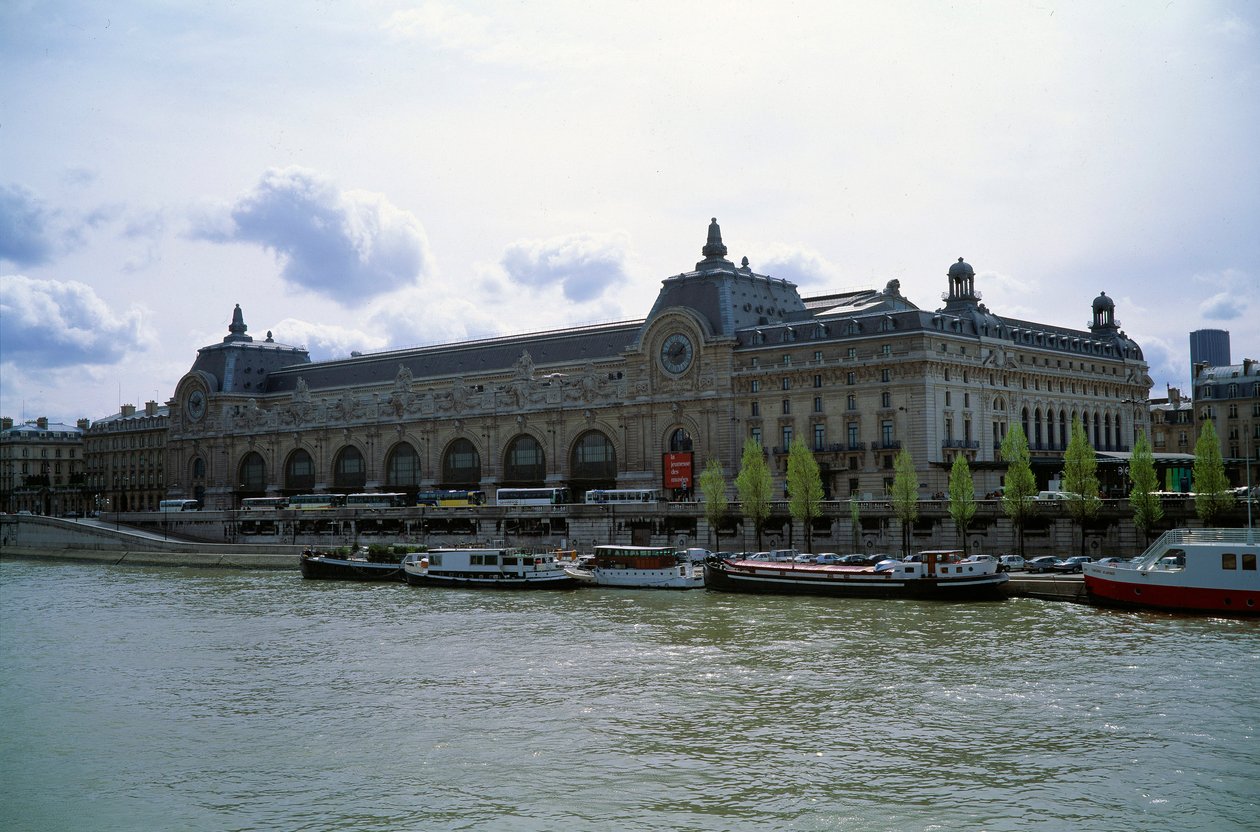 Vista exterior do musee d