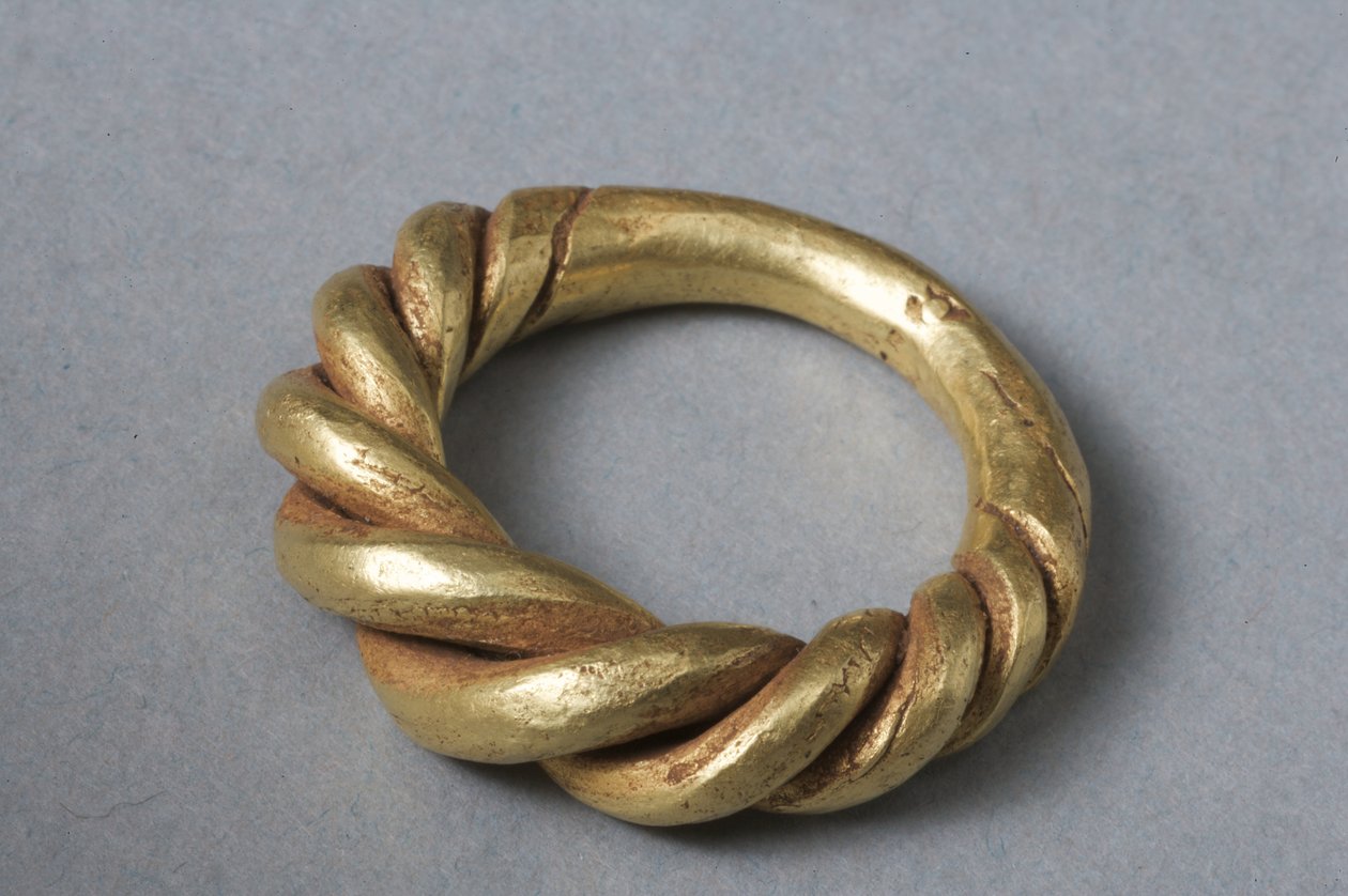 Anel anular (ouro) (ver também 325679) de Viking