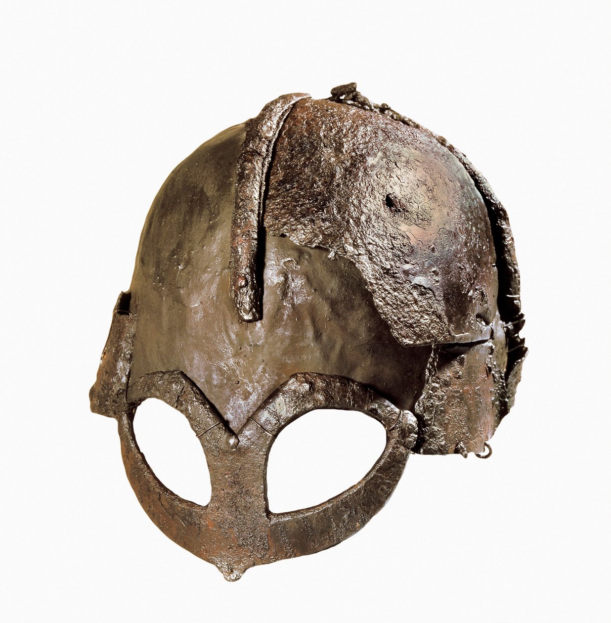 Capacete Viking Gjermundbu, encontrado em Ringerike, Noruega de Viking Viking