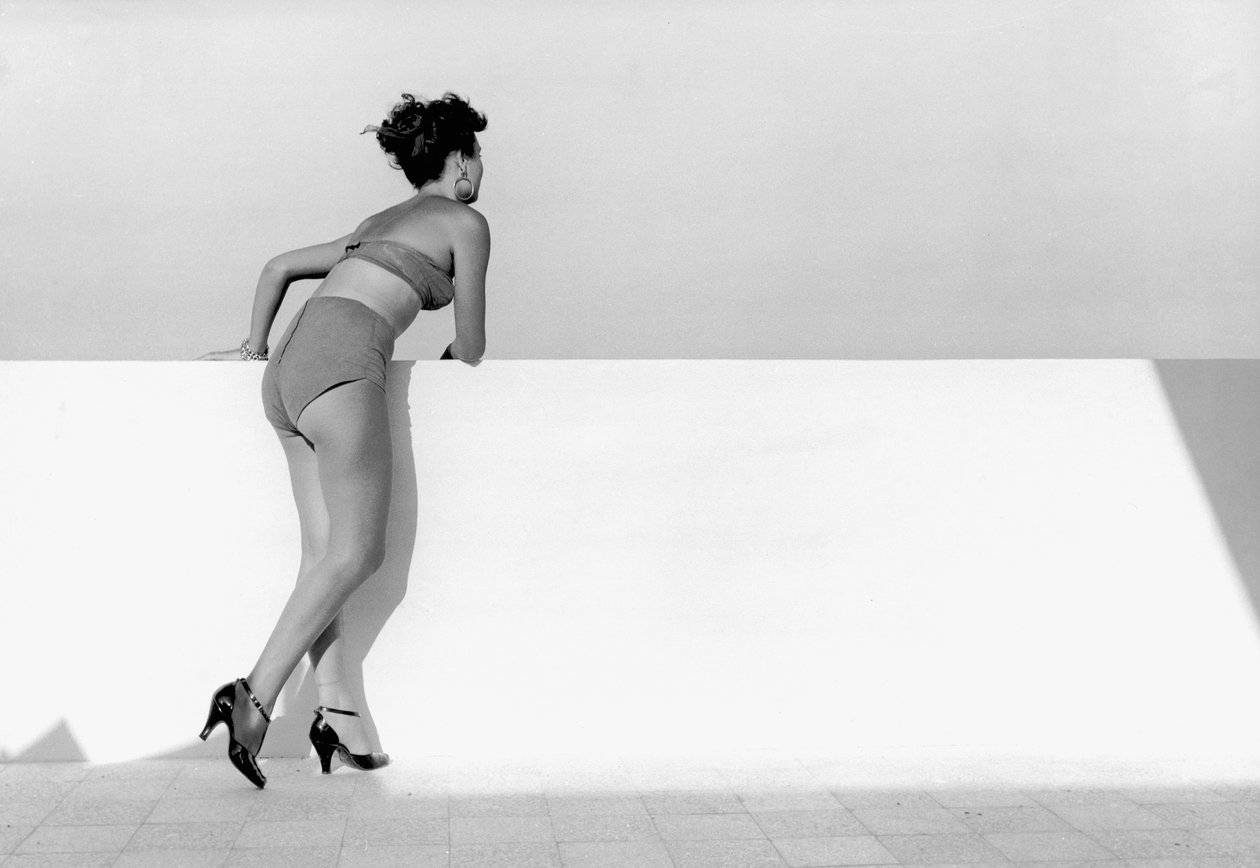 Banhista, Itália, c.1955 (impressão em gelatina e prata) de Vincenzo Balocchi