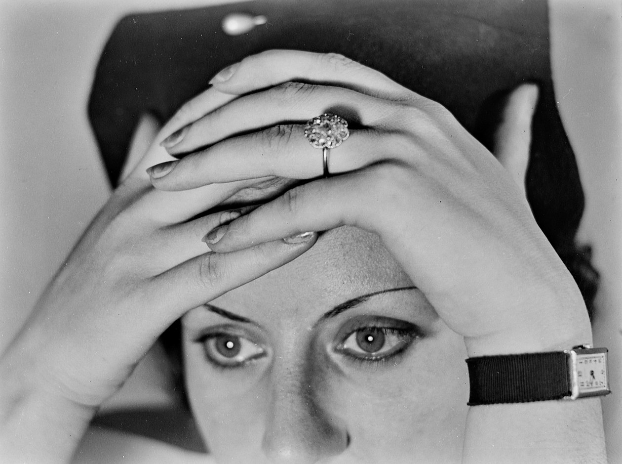 Mãos e olhos femininos de Vincenzo Balocchi