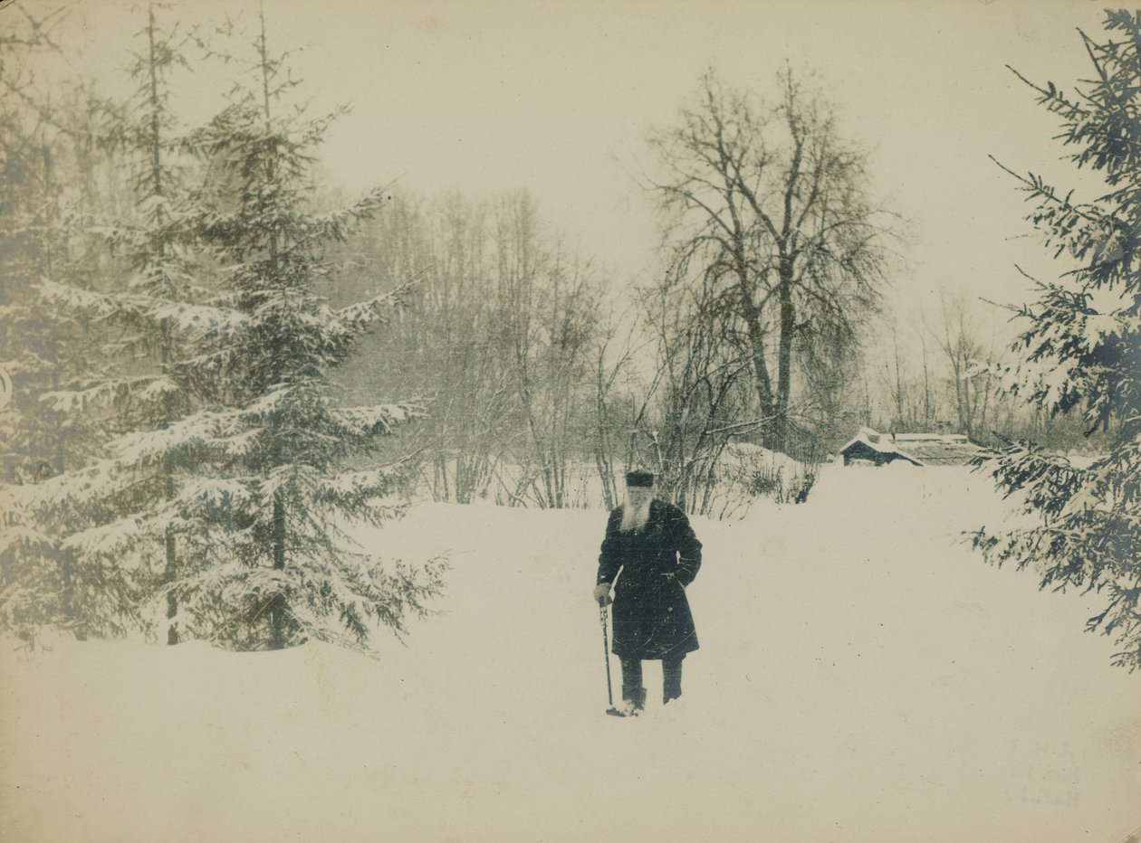 Conde Lev Nikolayevich Tolstoi andando. de Vladimir Grigorievich Chertkov