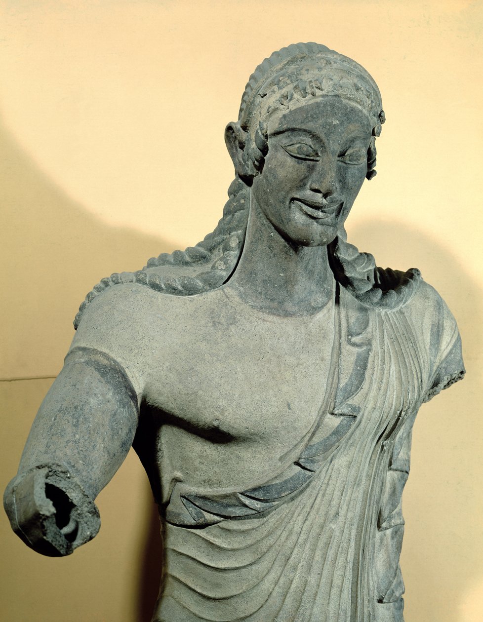 Apolo de Veii, do Templo de Minerva, c.510 aC (terracota) (detalhe de 58.171) de Vulca