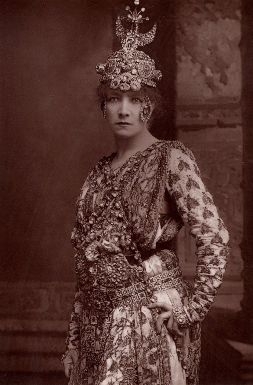 "Henriette Rosine Bernard dite Sarah Bernhardt (1844-1923) (tipo woodbury) de W. and D. (after) Downey