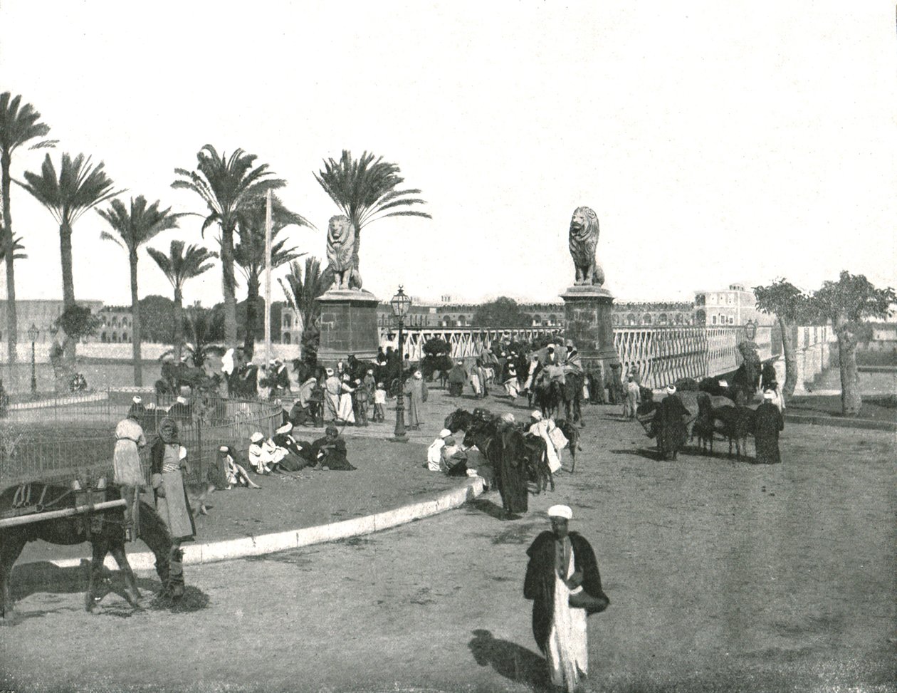 A ponte Kasr-el-nil, Cairo, Egito, 1895. de W and S Ltd