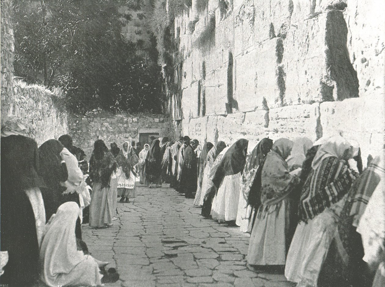 O Muro das Lamentações, Jerusalém, Palestina, 1895. de W and S Ltd