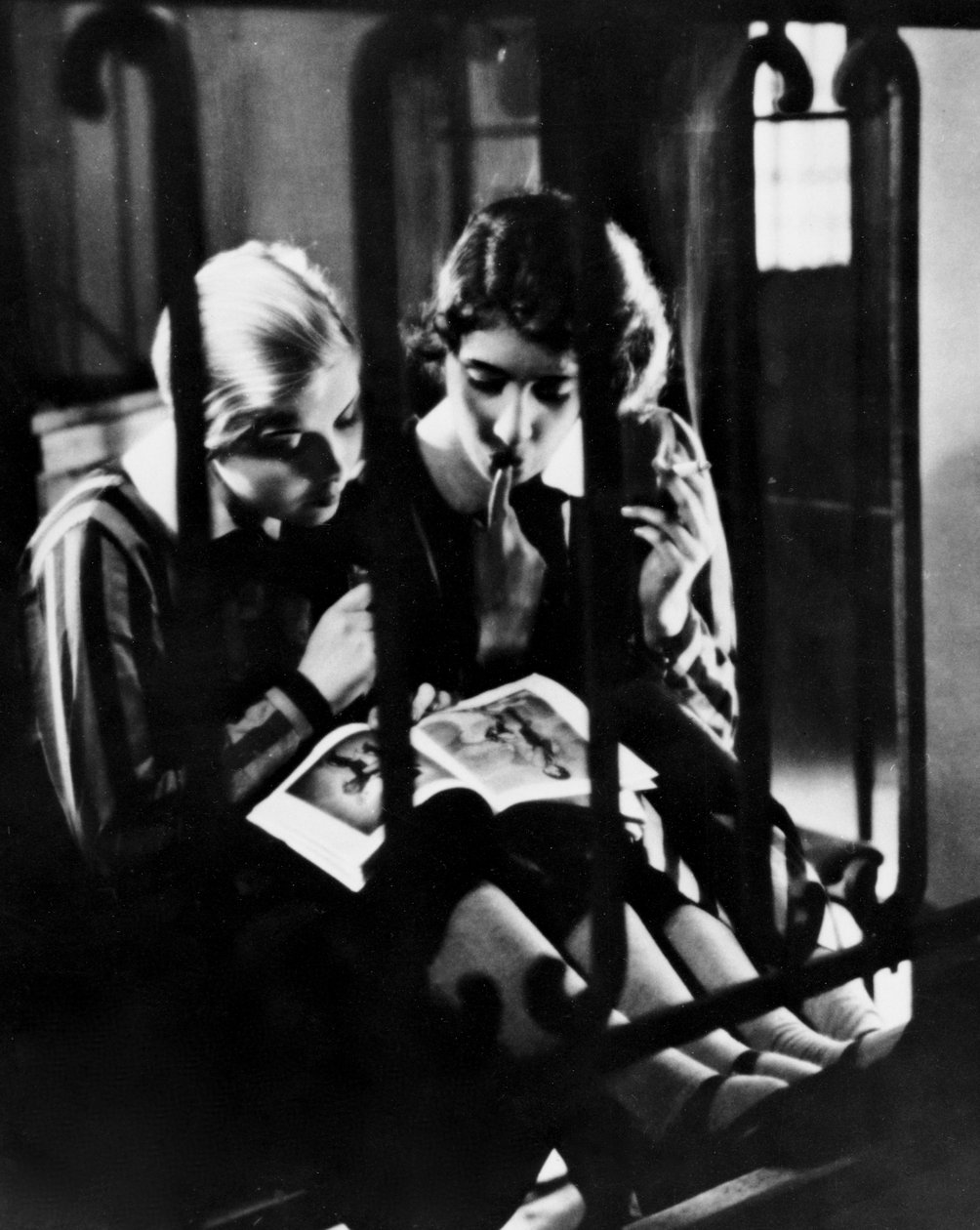 "Madchen de uniforme", cena de filme de Walter Limot