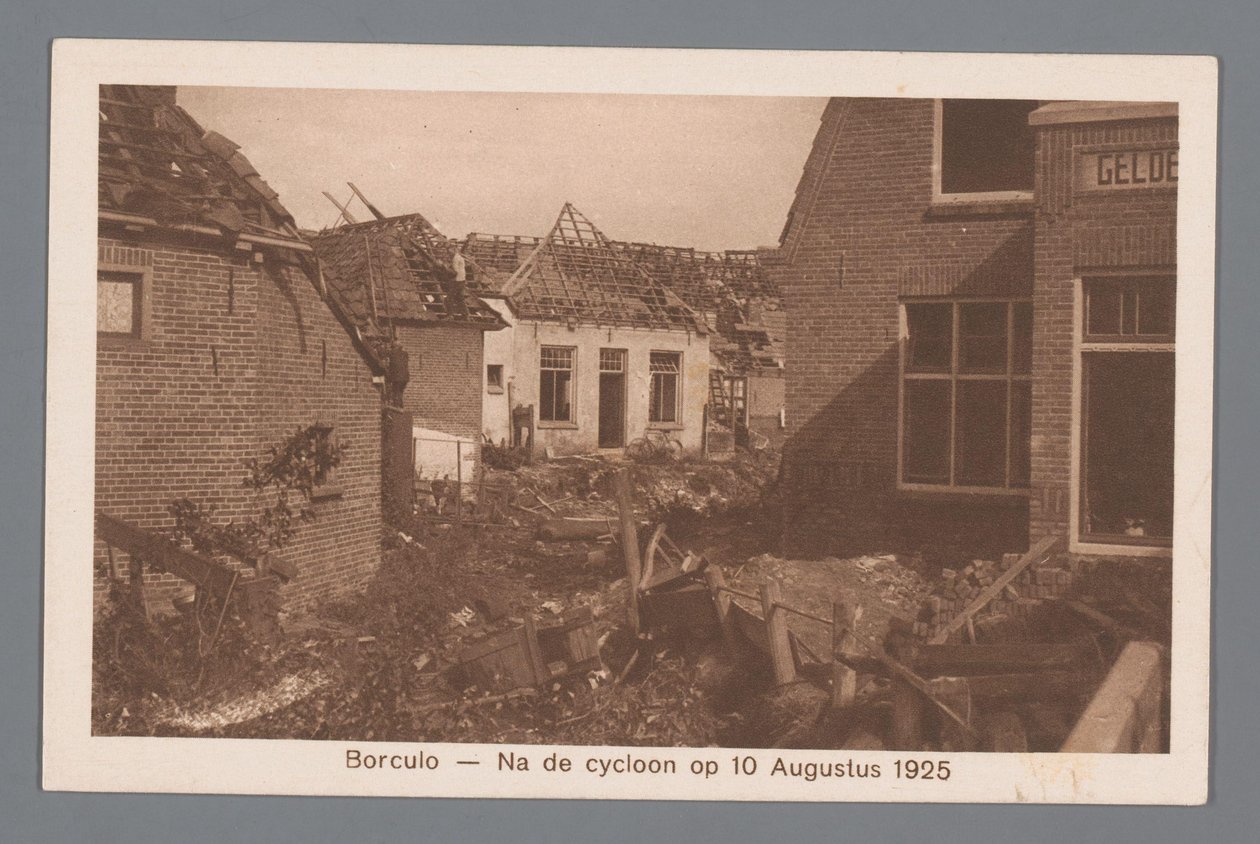Borculo -- Após o ciclone de 10 de Agosto de 1925 de Weenenk and Snel