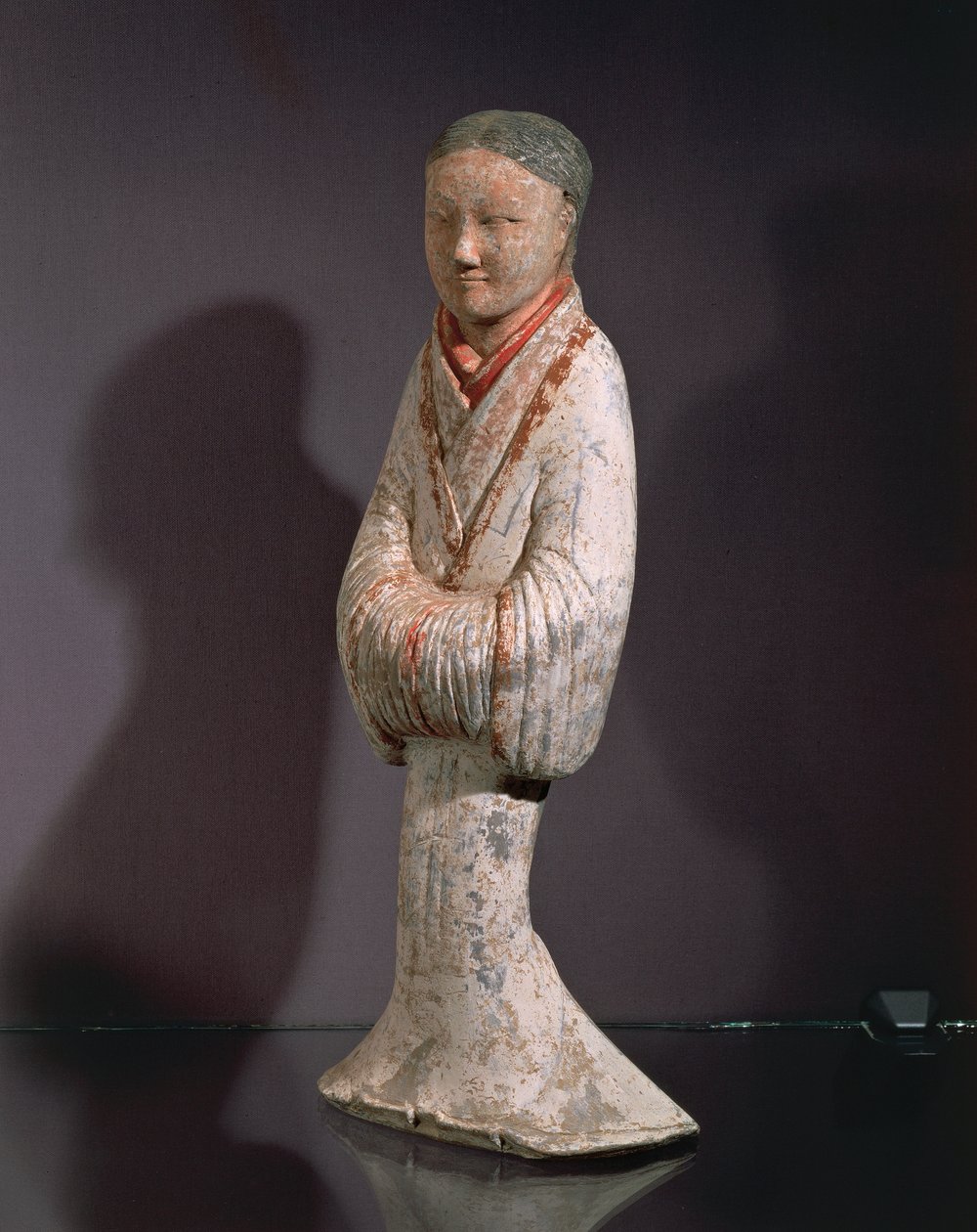 Senhora em posição de pé (terracota) de Western Han Dynasty Chinese School