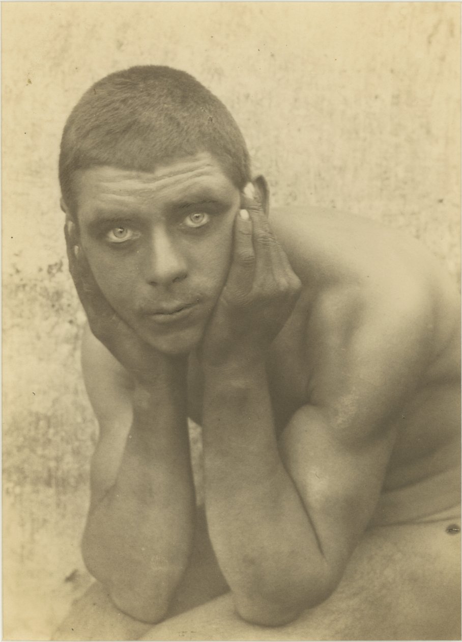 Sem título (sentado nu masculino) de Baron Wilhelm von Gloeden