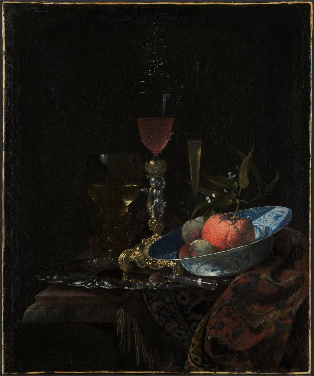 Copo de vinho e uma tigela de frutas de Willem Kalf