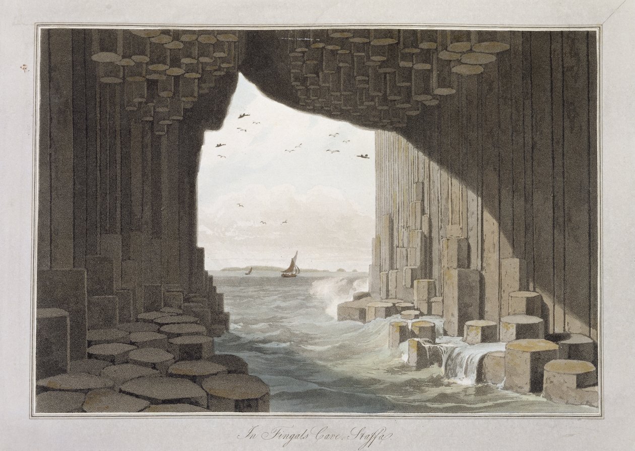 Na caverna de Fingal, Staffa, de "Uma viagem pela Grã-Bretanha empreendida entre os anos 1814 e 1825", publicada em 1829 de William Daniell