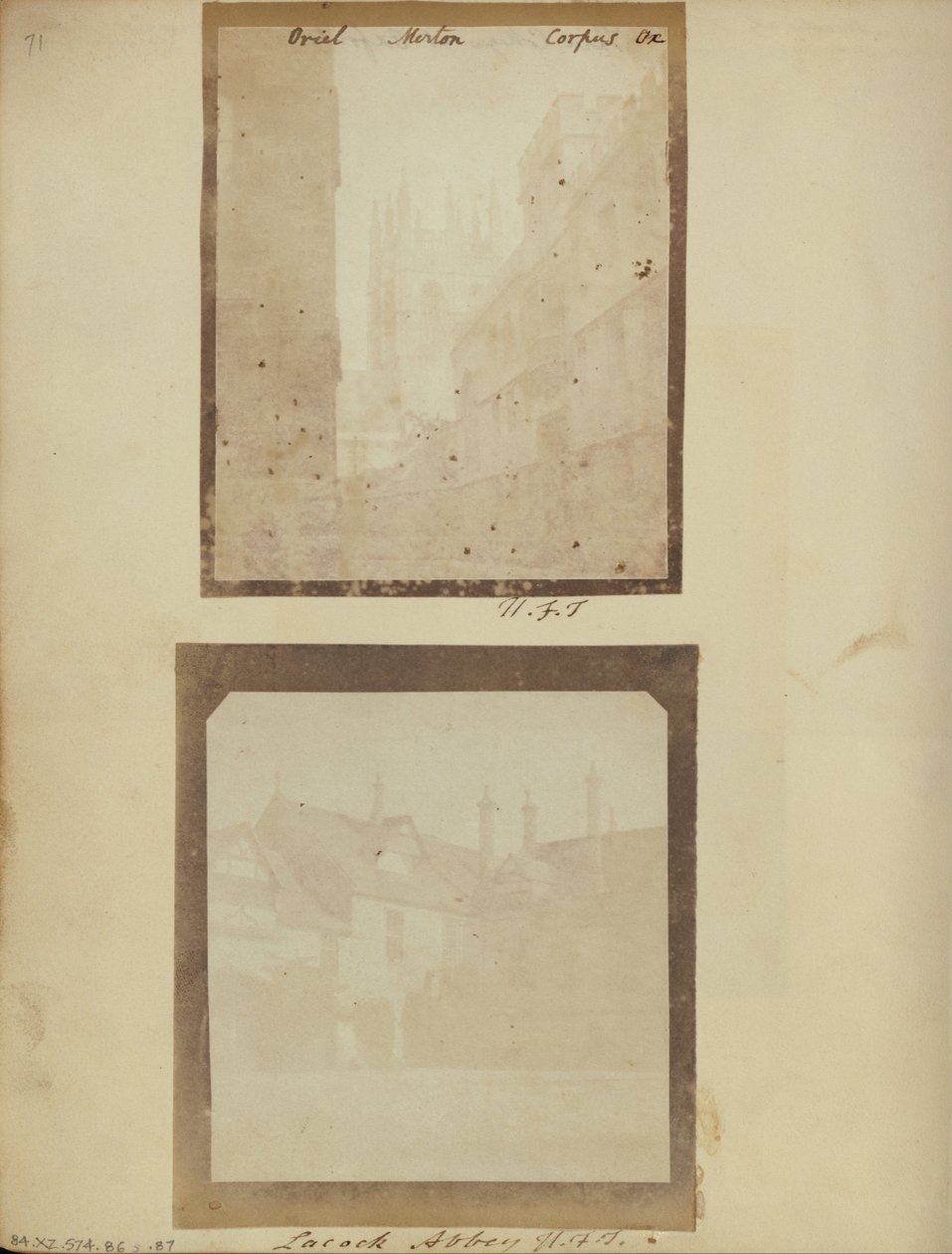 O pátio na abadia de Lacock. de William Henry Fox Talbot
