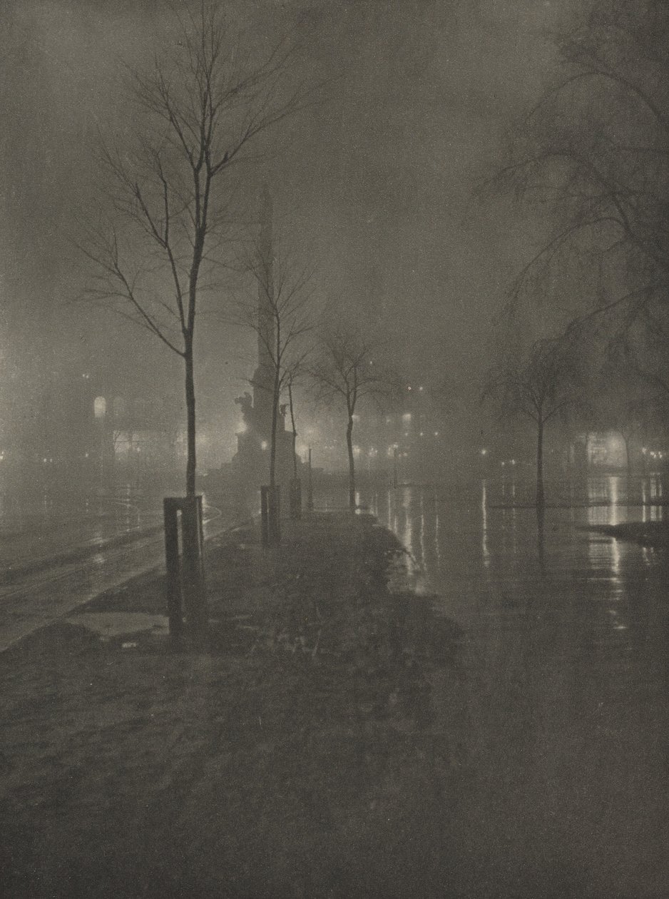 Noite molhada, Columbus Circle, Nova Iorque, c.1925 (foto) de William A. Fraser