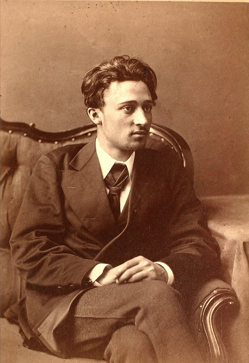 Retrato do autor Vsevolod Mikhailovich Garshin (foto sépia) de William Andreevich Carrick