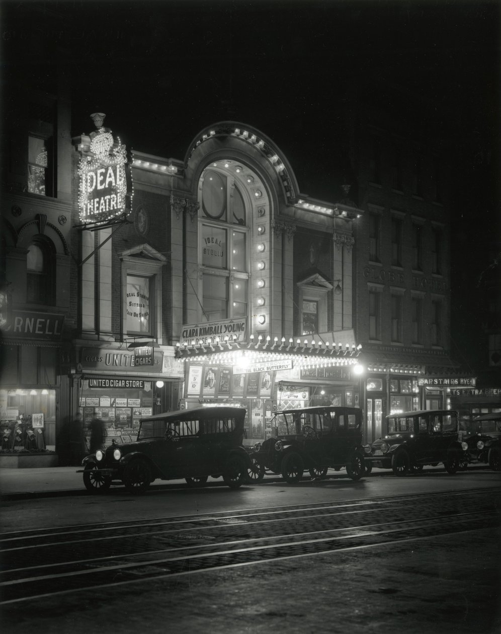 Teatro Ideal, 693 Oitava Avenida, na 49th Street, c.1916-17 de William Davis Hassler