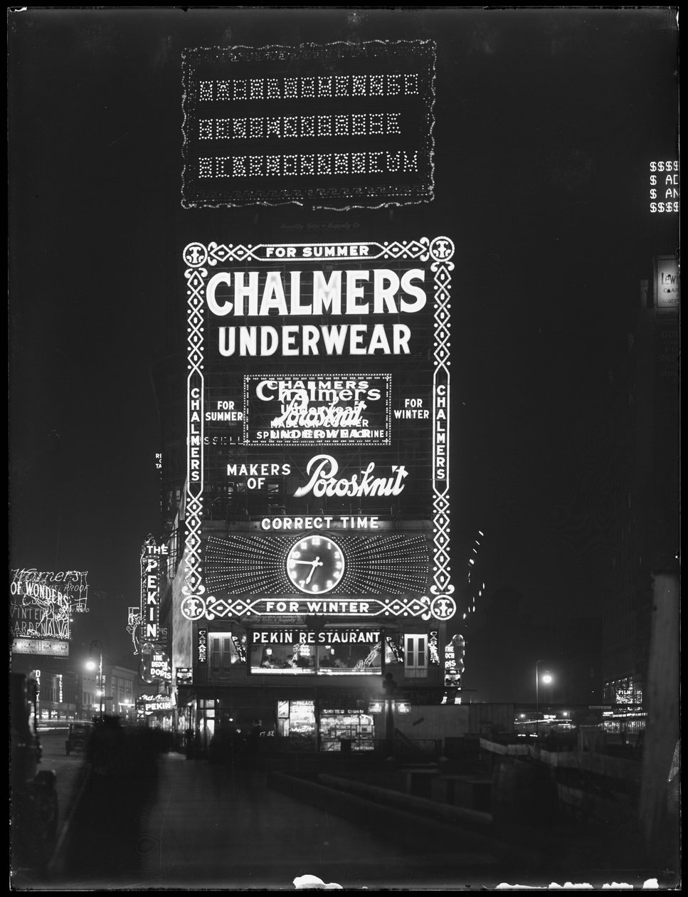 Sinal luminoso para Chalmers Underwear, Nova York, 6 de janeiro de 1917 de William Davis Hassler