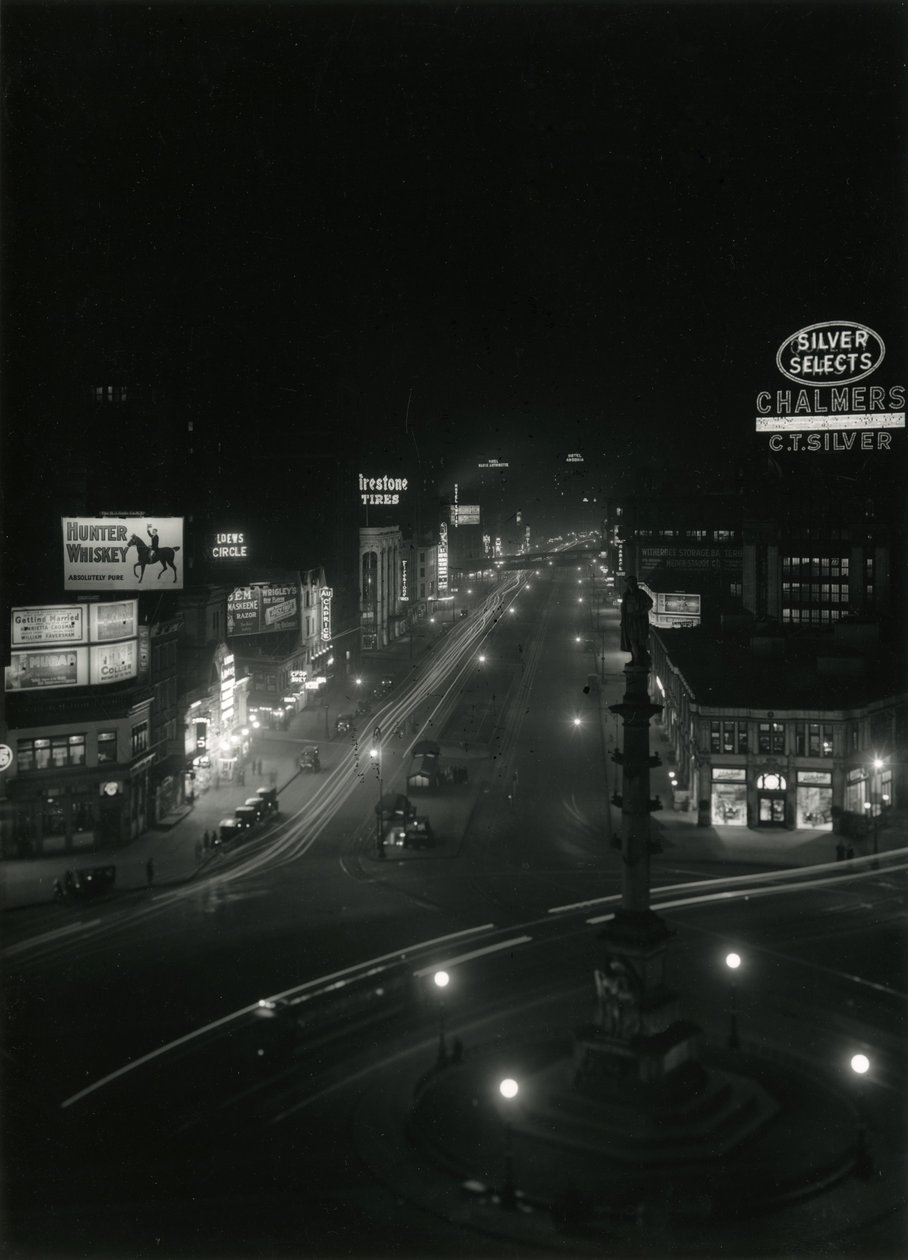 Visão noturna em Columbus Circle, c.1910-21 de William Davis Hassler