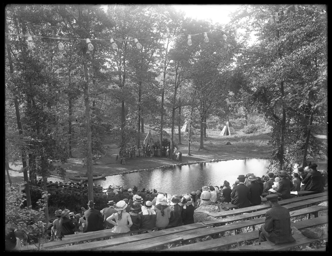 Desempenho ao ar livre de &39;Hiawatha&39;, c.1913 de William Davis Hassler