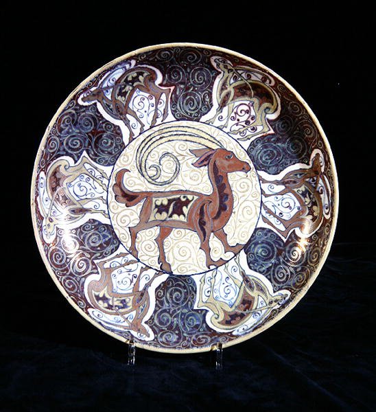 Carregador de lustre, pintado por Charles Passenger de William de Morgan