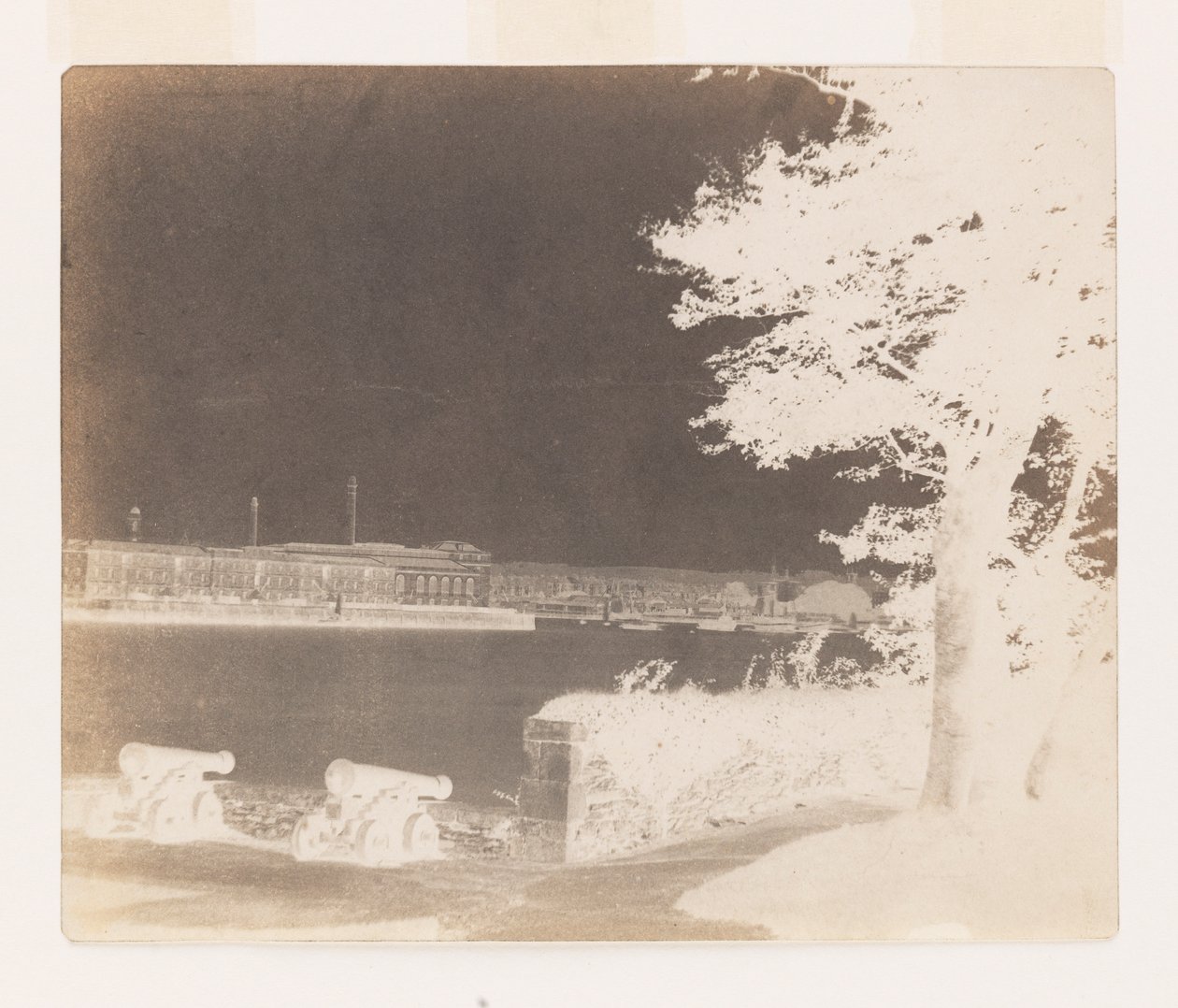 Royal William Victualling Yard, Plymouth, a partir do Monte Edgecumbe de William Henry Fox Talbot