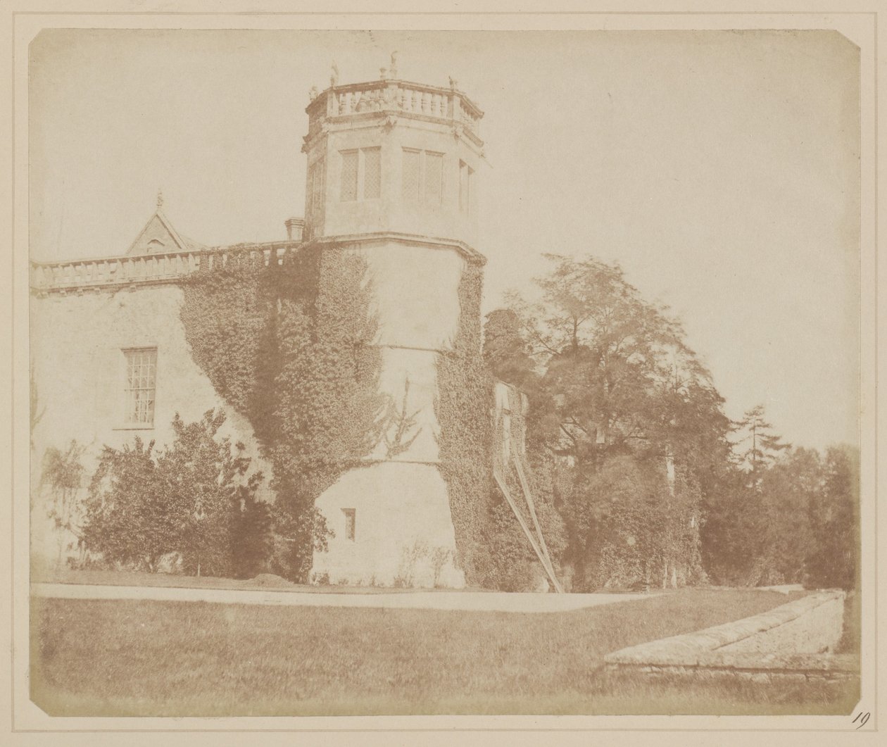 A torre da Abadia de Lacock de William Henry Fox Talbot