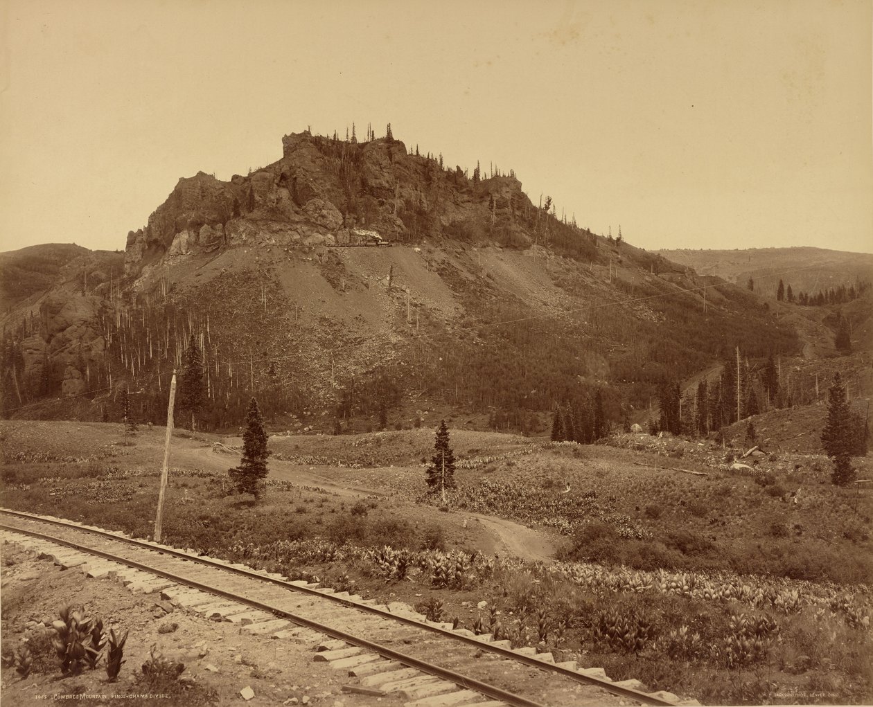 Monte Cumbres, divisor de águas Pinos-Chama de William Henry Jackson